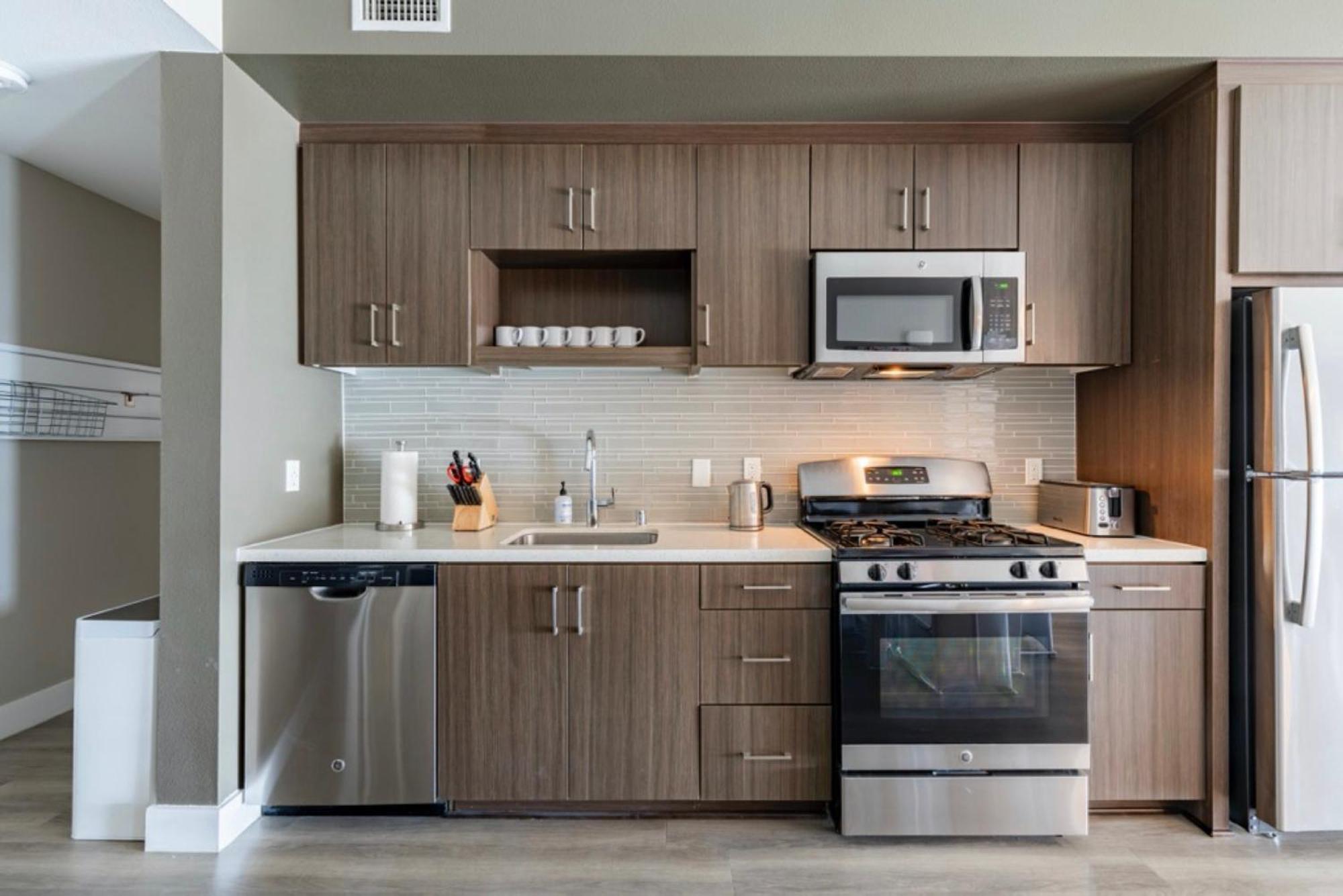 Dtla 2br New Modern Apartment *